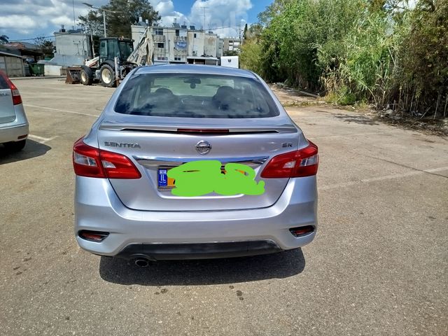ניסאן סנטרה