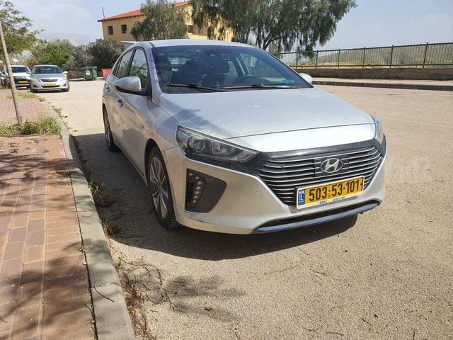 מודעת רכב יונדאי איוניק