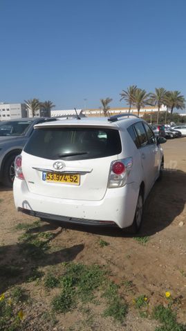 מודעת רכב טויוטה ורסו