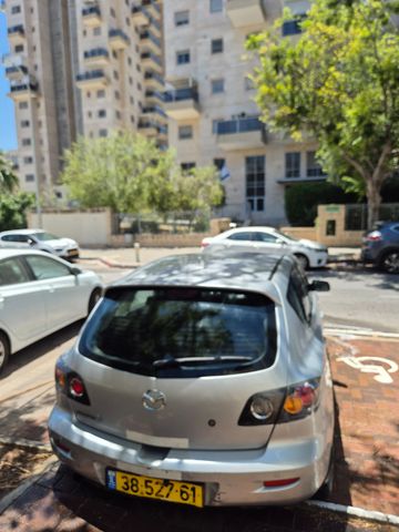 מאזדה 3