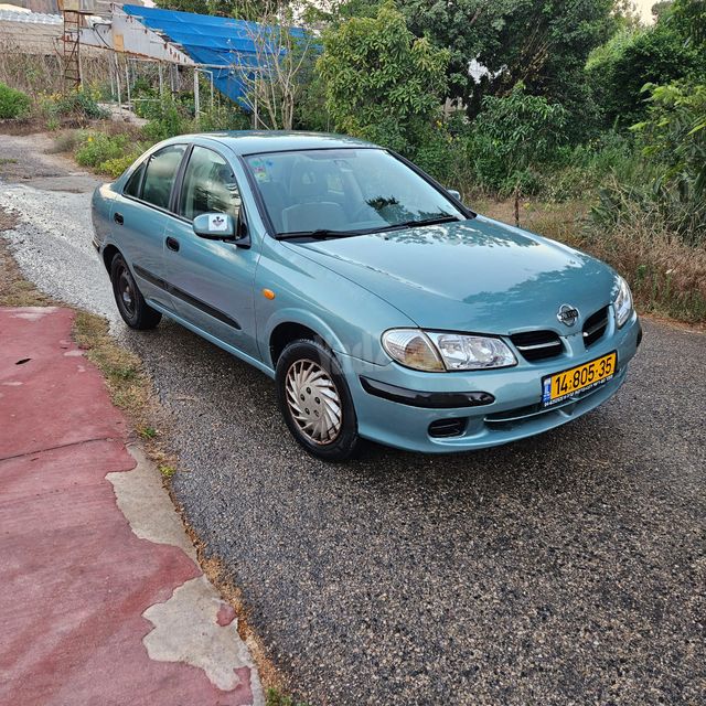ניסאן אלמרה