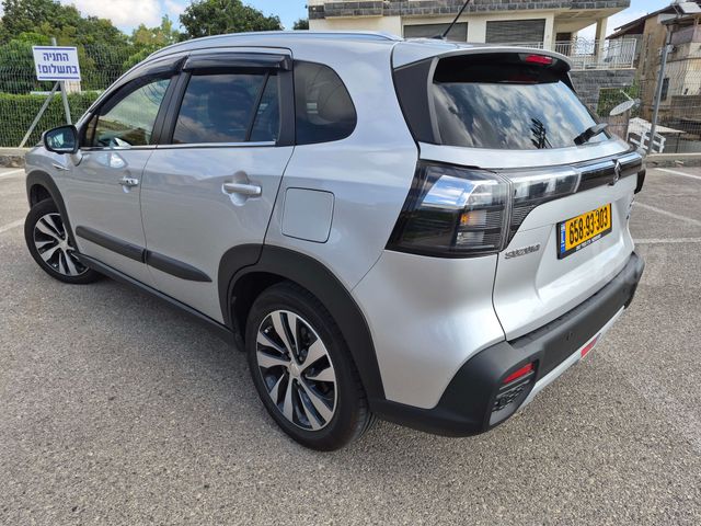 סוזוקי S-Cross