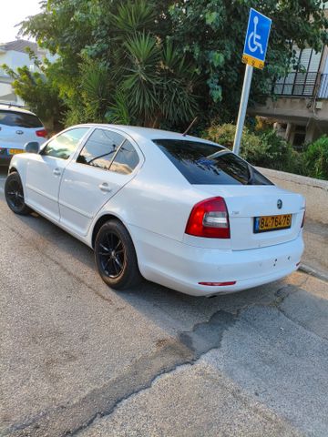 סקודה אוקטביה