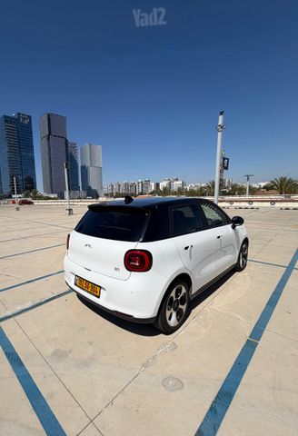 ג׳יי.איי.סי 30
