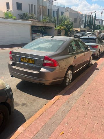 וולוו S80