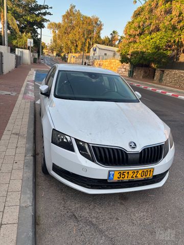 סקודה אוקטביה