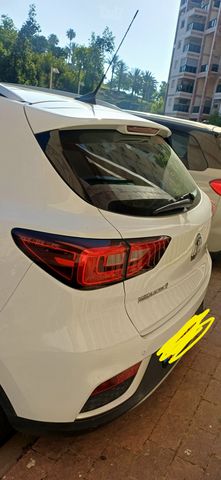 אם ג'י ZS