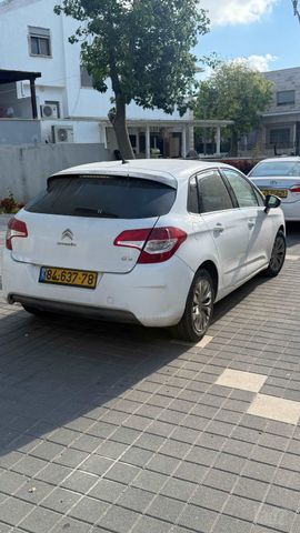 סיטרואן C4