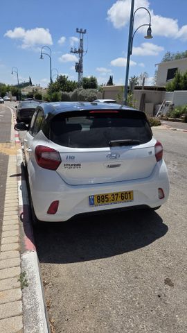 יונדאי i10