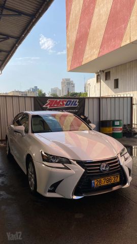 לקסוס GS