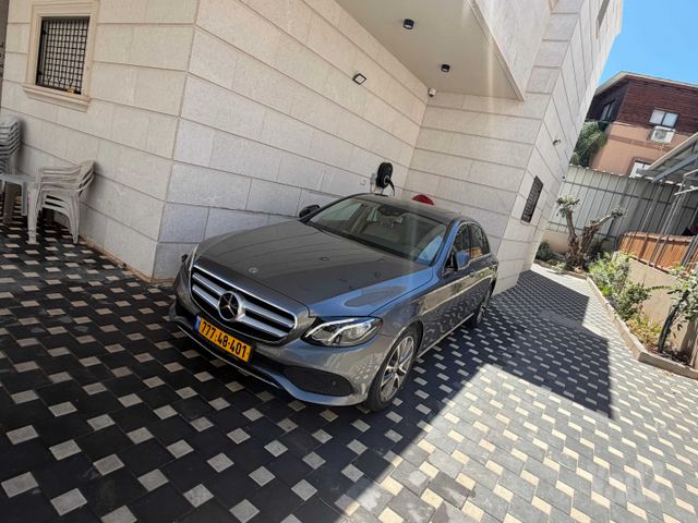 מרצדס-בנץ E-class
