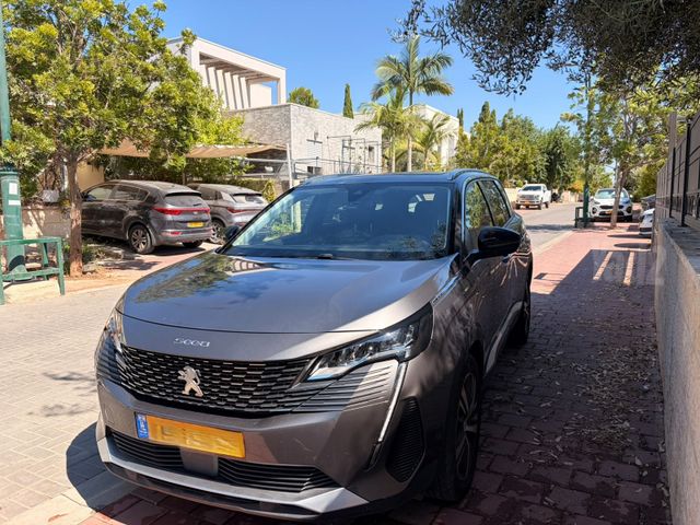 מודעת רכב פיג'ו 5008