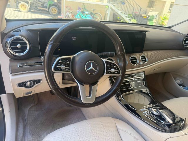 מרצדס-בנץ E-class