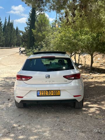 סיאט לאון