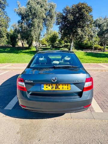 סקודה אוקטביה