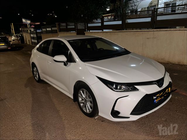 טויוטה קורולה