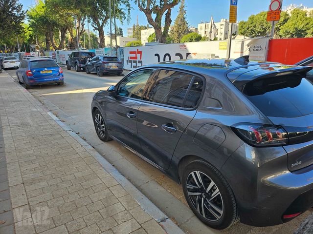 פיג'ו 208