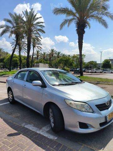 טויוטה קורולה