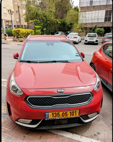קיה נירו
