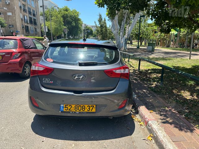 יונדאי i30