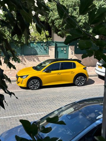 פיג'ו 208