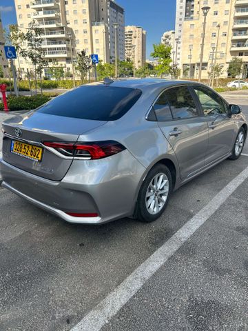 טויוטה קורולה