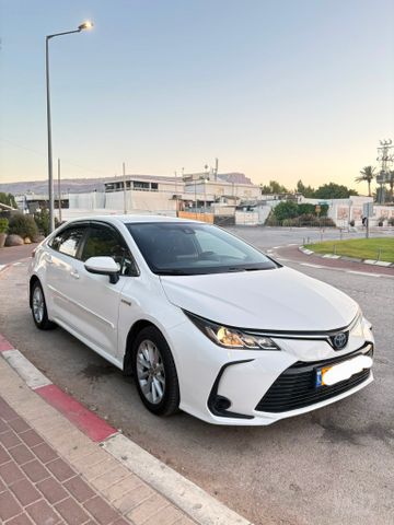 מודעת רכב טויוטה קורולה