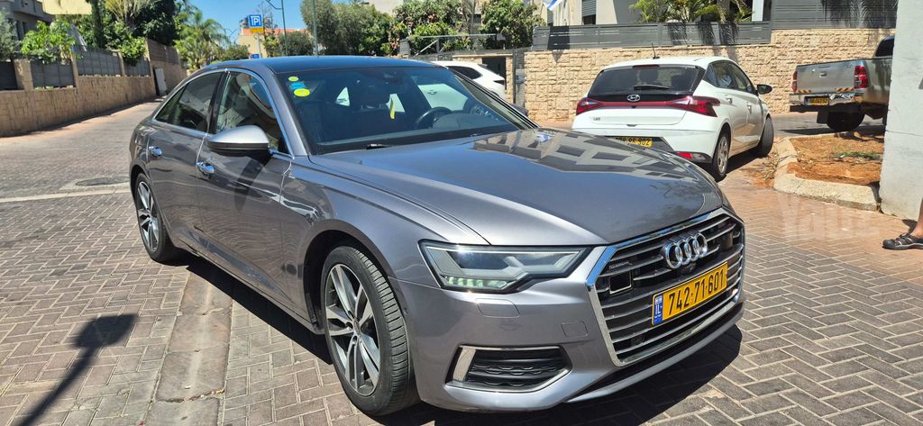 אאודי A6
