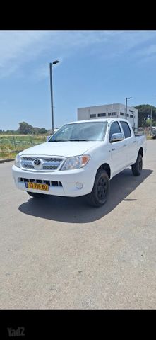 מודעת רכב טויוטה היילקס