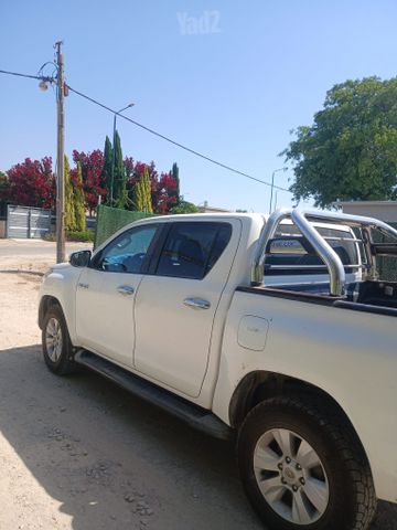 מודעת רכב טויוטה היילקס