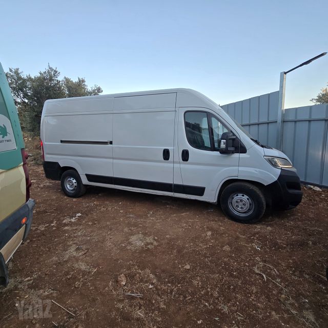 פיג'ו בוקסר
