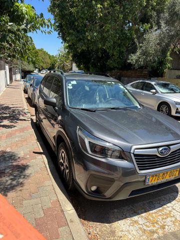 סובארו פורסטר