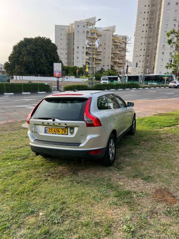 וולוו XC60