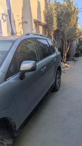 סובארו פורסטר