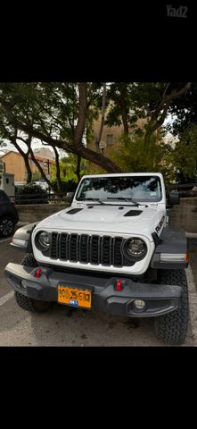 מודעת רכב ג'יפ רנגלר