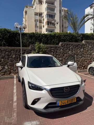 מודעת רכב מאזדה CX-3