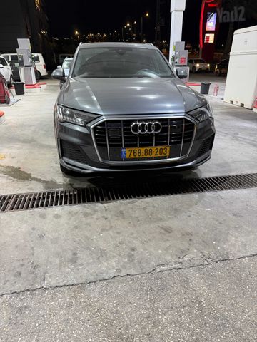 אאודי Q7
