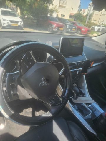 מיצובישי אקליפס קרוס