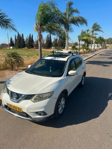 ניסאן אקס טרייל
