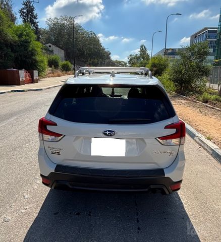סובארו פורסטר