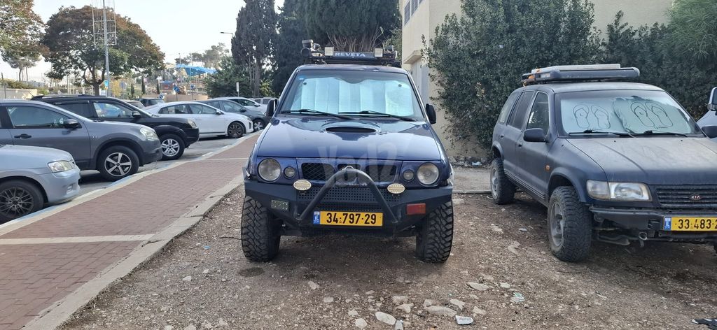 ניסאן טראנו