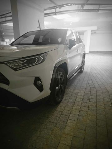 טויוטה RAV4