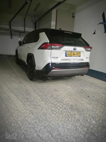טויוטה RAV4
