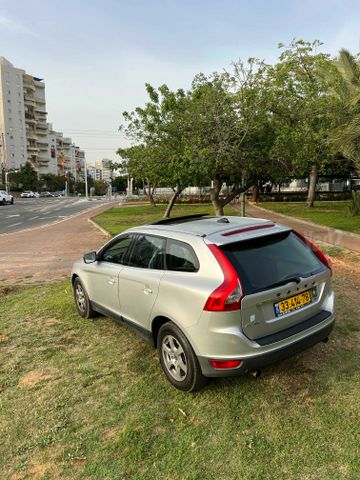 וולוו XC60
