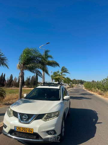ניסאן אקס טרייל