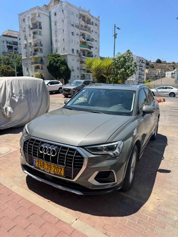 מודעת רכב אאודי Q3