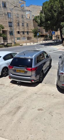 מודעת רכב מיצובישי אאוטלנדר