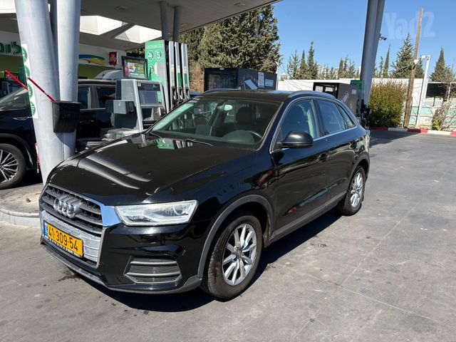 אאודי Q3