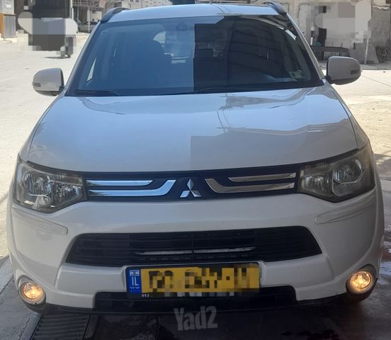 מיצובישי אאוטלנדר