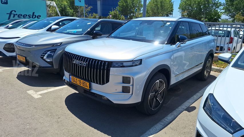 ג'אקו J7